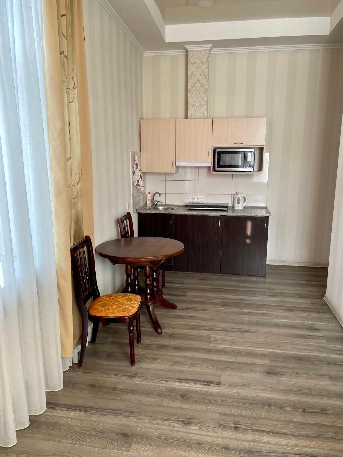 Apartment Studio -Біля Вокзалу-Недалеко Від Центру-Городоцька 151 Lvov Exteriér fotografie